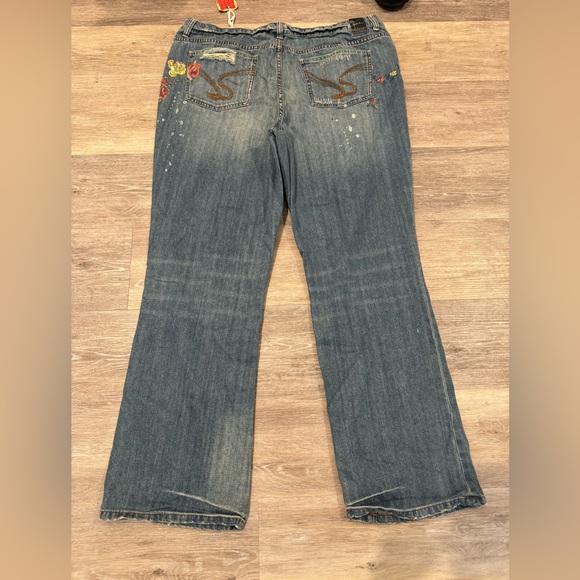 NWT - Jessica Simpson emrboidered Jeans - Picture 9 of 11
